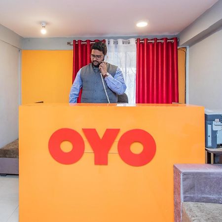 Hotel O Apple Tree Indore Esterno foto