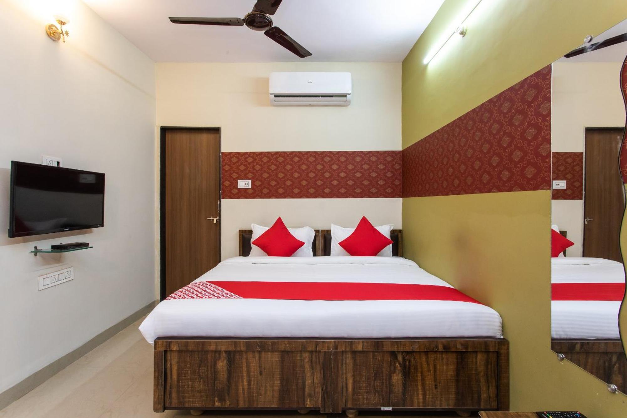Hotel O Apple Tree Indore Esterno foto