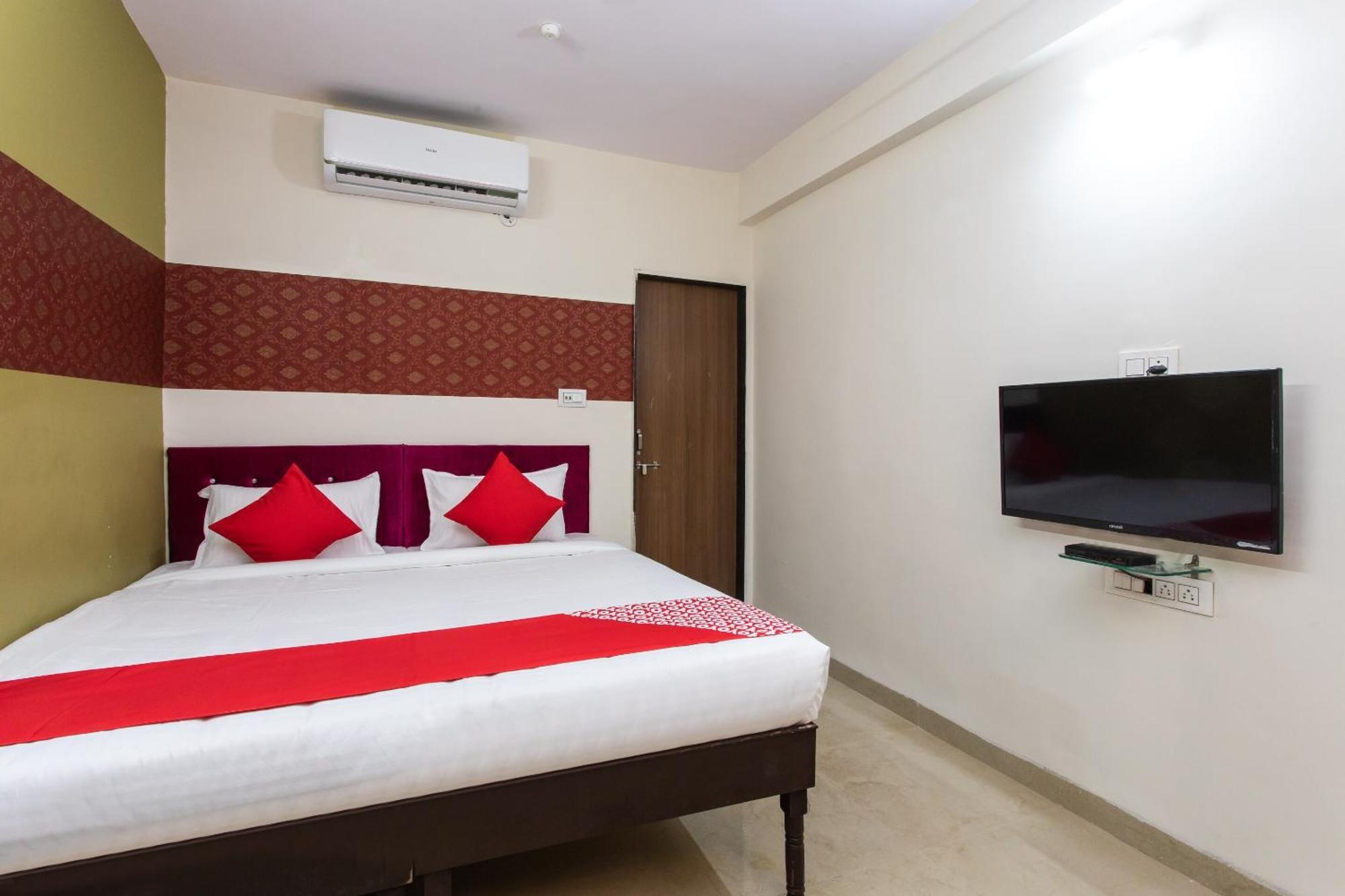 Hotel O Apple Tree Indore Esterno foto