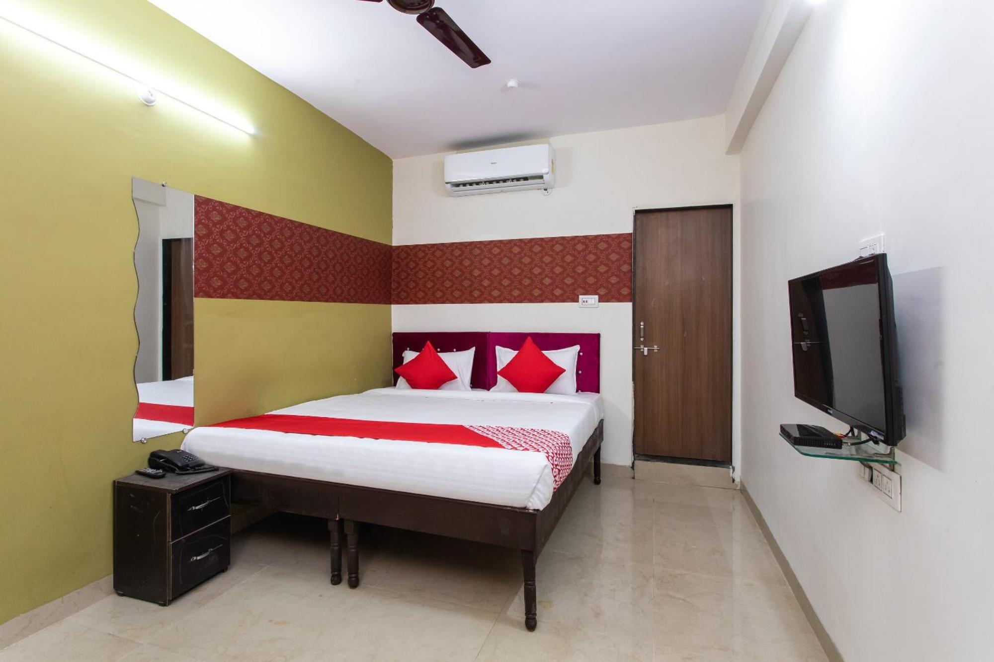 Hotel O Apple Tree Indore Esterno foto