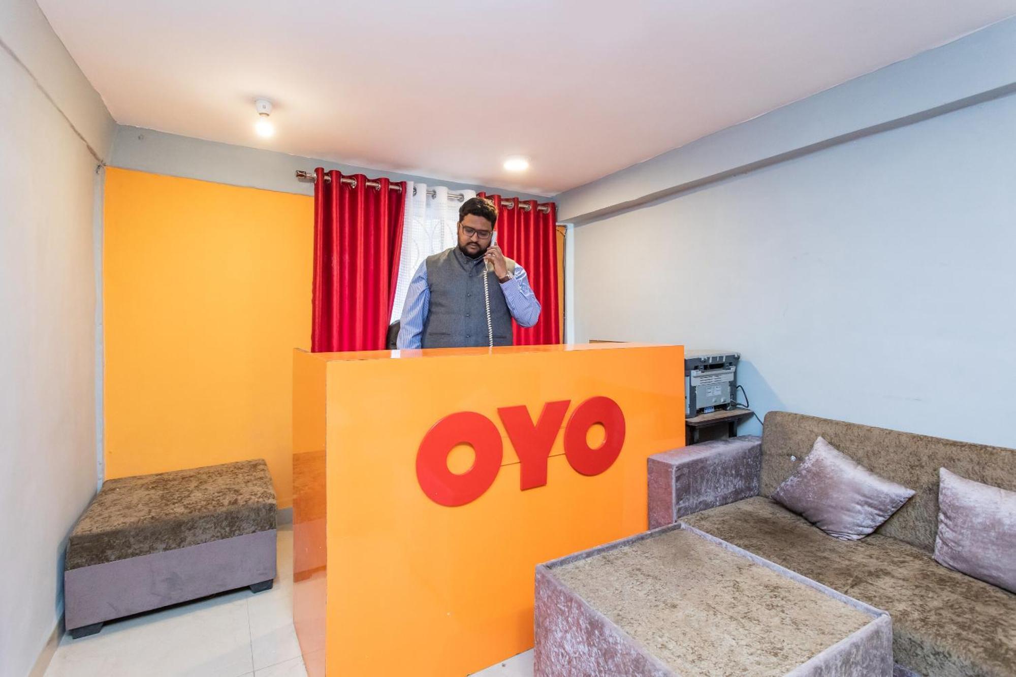 Hotel O Apple Tree Indore Esterno foto