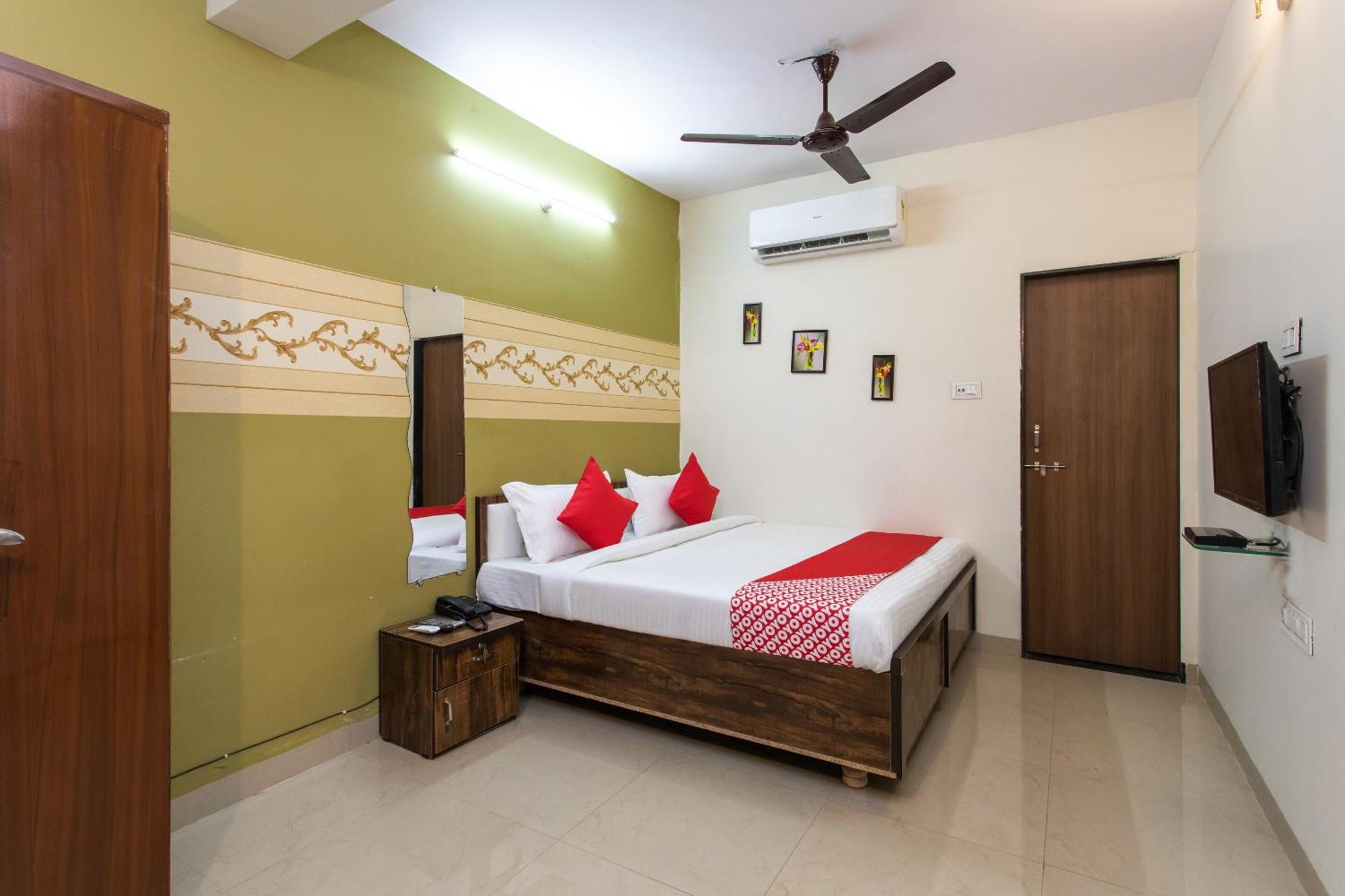 Hotel O Apple Tree Indore Esterno foto